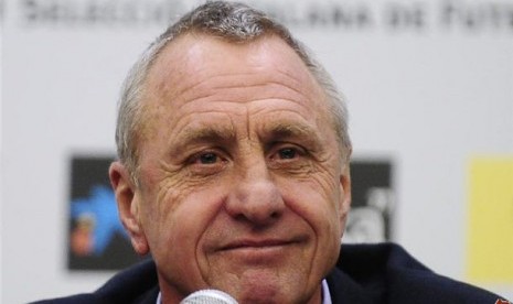 Ajax Ubah Nama Stadion Menjadi Johan Cruyff Arena Ajax Ubah Nama Stadion Menjadi Johan Cruyff Arena
