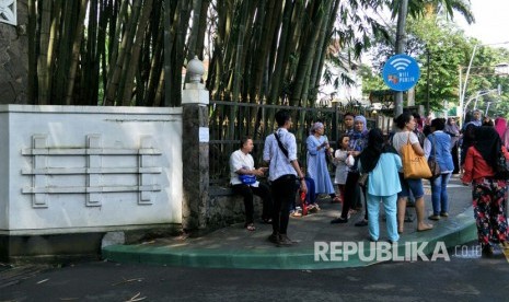 Jokowi Suguhkan Bakso dan Teh Hangat untuk Obama Jokowi Suguhkan Bakso dan Teh Hangat untuk Obama