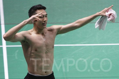 Dianggap Berkelas, Darius Sinathrya Kutip Perkataan Jonatan Christie Ini