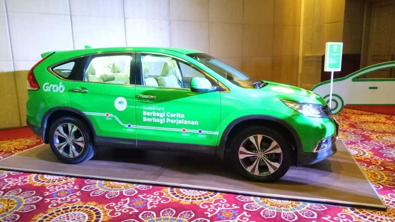 GrabCar Pecat Sopir Nakal yang Ajak Penumpang Bermalam di Mobil GrabCar Pecat Sopir Nakal yang Ajak Penumpang Bermalam di Mobil