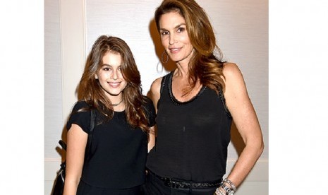 Nasihat Kecantikan Cindy Crawford untuk Putrinya