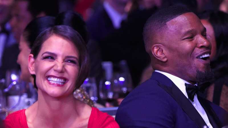 Katie Holmes Marah Besar dengan Perselingkuhan Jamie Foxx