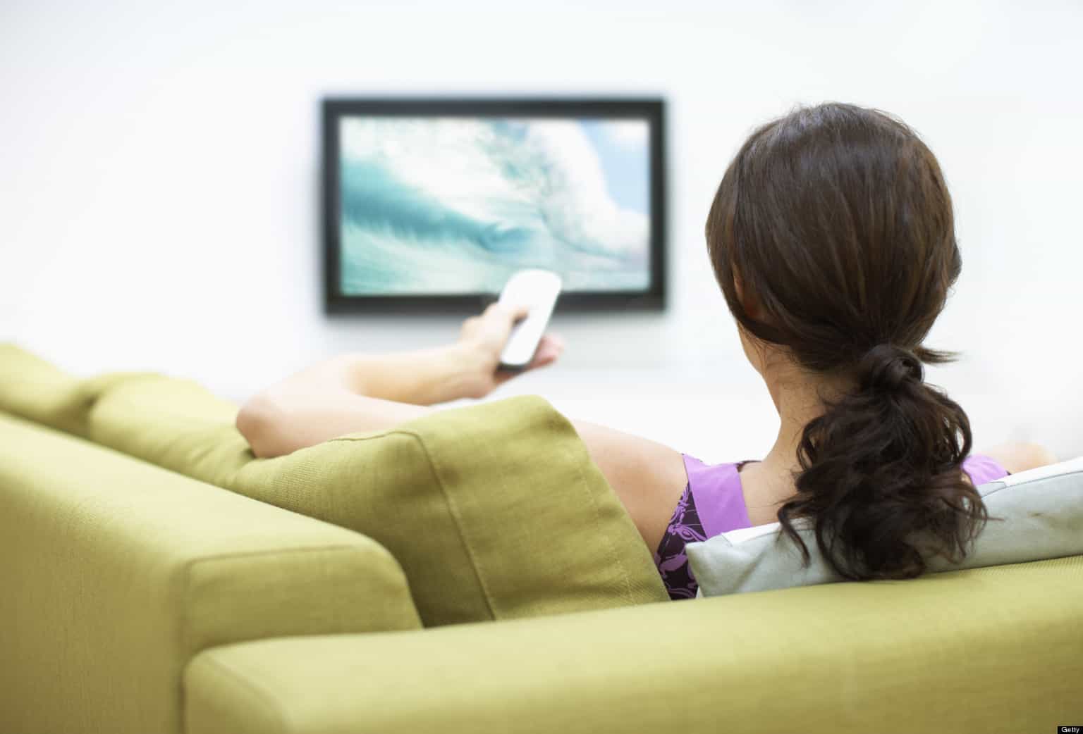 Kebanyakan Nonton TV Ternyata Bahaya Bagi Paru-paru. Apa Sebabnya?