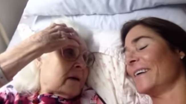 Darah Anak Muda Bisa Obati Alzheimer? Darah Anak Muda Bisa Obati Alzheimer?