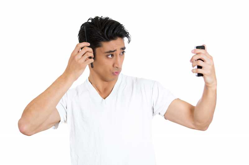 7 Tanda Anda Pacaran Dengan Orang yang Narsis 7 Tanda Anda Pacaran Dengan Orang yang Narsis