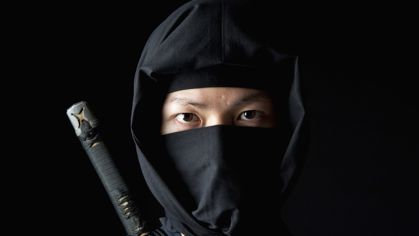 Shuriken dan Kebohongan tentang Ninja