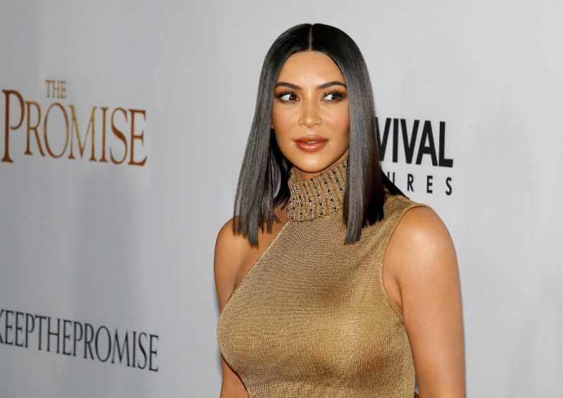 Anak Kim Kardashian Merias Diri Sendiri, Gemas Banget Anak Kim Kardashian Merias Diri Sendiri, Gemas Banget