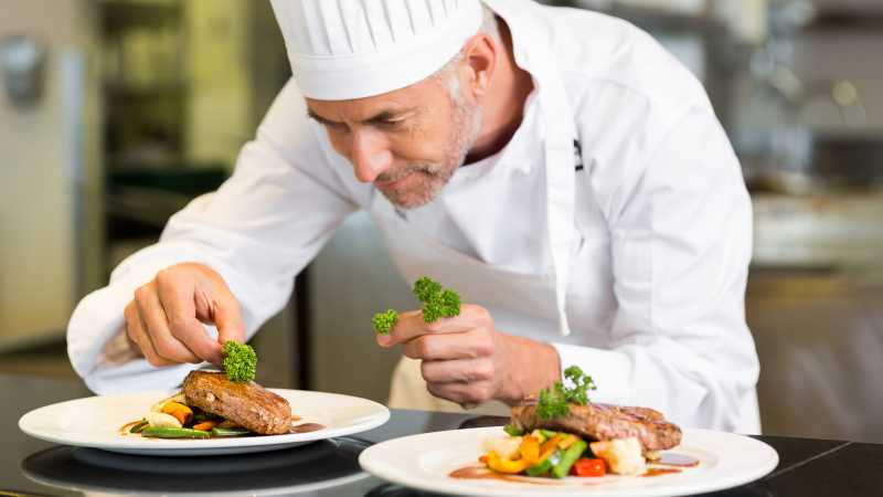 Adakah Risiko di Balik Pekerjaan sebagai Tukang Icip-icip Makanan? Adakah Risiko di Balik Pekerjaan sebagai Tukang Icip-icip Makanan?