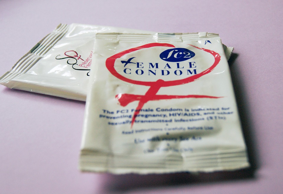 Kondom Wanita dan Kondom Pria, Apa Bedanya?
