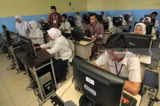 Keren! Bocah Malaysia Ini Ciptakan Game di Warnet Keren! Bocah Malaysia Ini Ciptakan Game di Warnet
