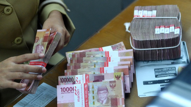 Dilema Saat Transaksi Uang Tunai Bakal Dibatasi Dilema Saat Transaksi Uang Tunai Bakal Dibatasi