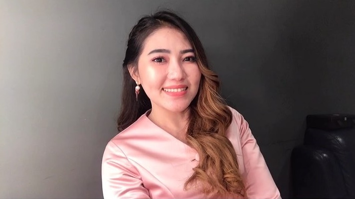 Tak Manggung, Via Vallen Akan Nikmati Malam Tahun Baru dengan Keluarga Tak Manggung, Via Vallen Akan Nikmati Malam Tahun Baru dengan Keluarga