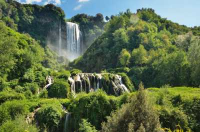 Italia Punya Air Terjun Tertinggi di Dunia yang Buatan Manusia