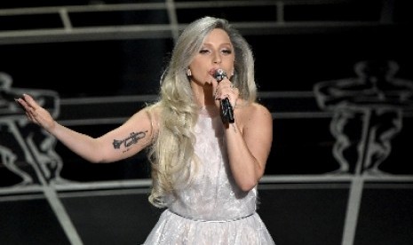 Lady Gaga Khawatirkan Bully pada Anak-Anak 