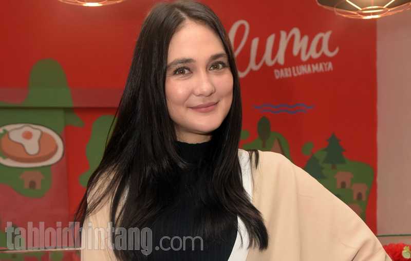 Isu Video dengan Ariel NOAH Muncul Lagi, Ini Kata Luna Maya Isu Video dengan Ariel NOAH Muncul Lagi, Ini Kata Luna Maya