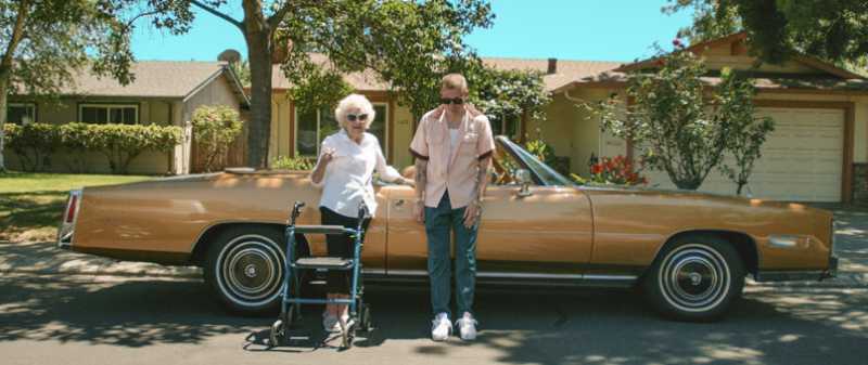 Video Klip Macklemore Dibintangi oleh Sang Nenek