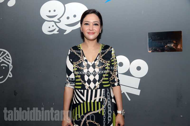 Maia Estianty: Ingat Dulu, Aku Diusir, Baju, Koper-koper Dibuang, Dilempar Maia Estianty: Ingat Dulu, Aku Diusir, Baju, Koper-koper Dibuang, Dilempar