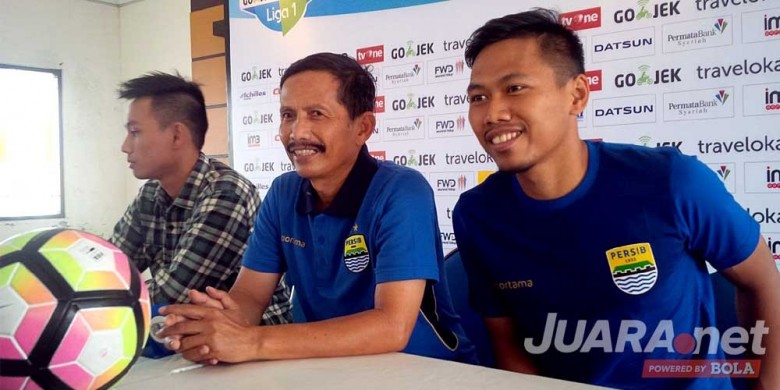 Pemain Persib Kompak Terkait Posisi Djadjang Nurdjaman