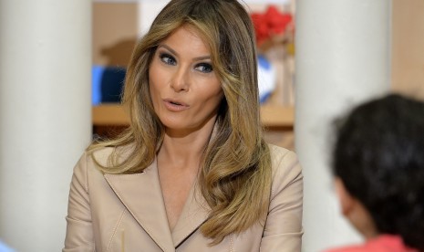 Ingin Liburan, Melania Trump Malah Dicibir