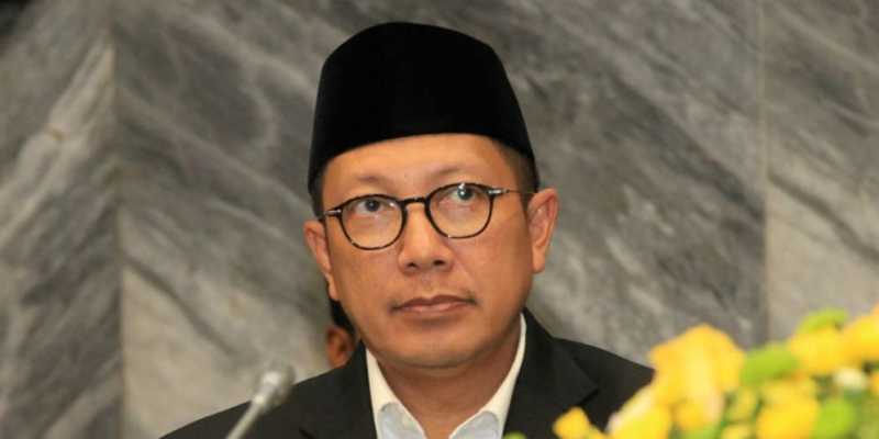 Saat Menteri Agama Disuruh Angkut Koper Jemaah Haji