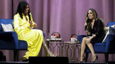 Boots Sepaha: Populer Karena BDSM, Mampir di Kaki Michelle Obama