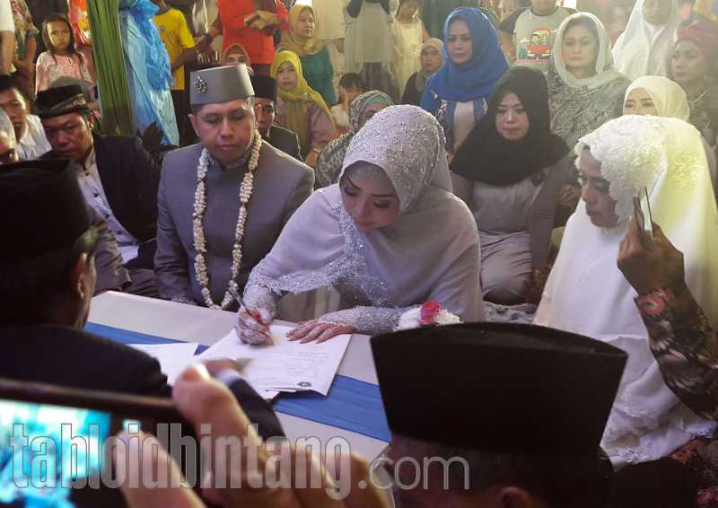 Sudah Resmi Nikah Lagi, Muzdalifah Ingin Lupakan Nassar