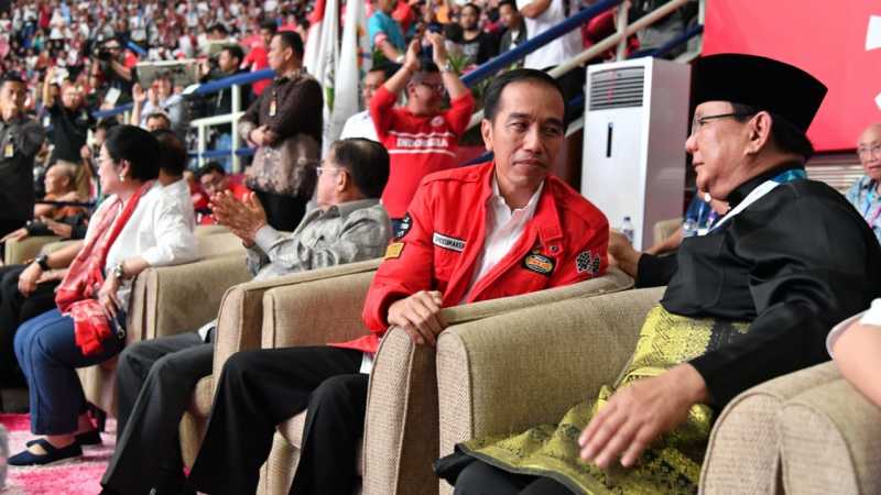 Jokowi dan Prabowo Harus Sering Berpelukan Jokowi dan Prabowo Harus Sering Berpelukan
