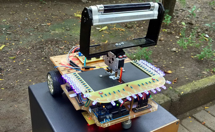 Mahasiswa Unair Buat Robot untuk Sterilkan Bakteri Mahasiswa Unair Buat Robot untuk Sterilkan Bakteri