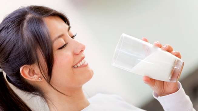 Minum Saat atau Setelah Makan Tidak Baik, Mitos atau Fakta? Minum Saat atau Setelah Makan Tidak Baik, Mitos atau Fakta?