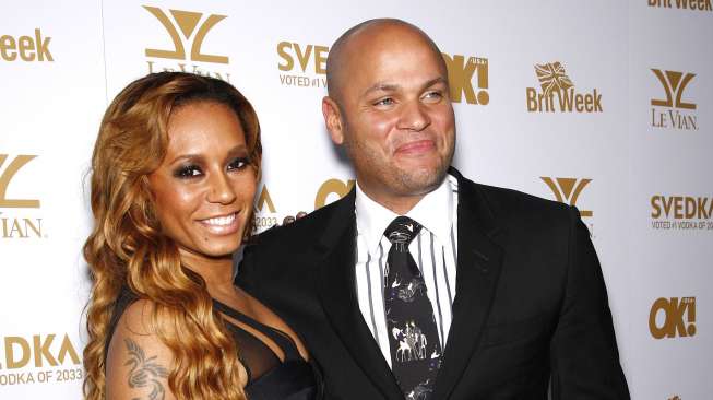 Mel B dan Suaminya Pernah "Threesome" dengan Model Ini Mel B dan Suaminya Pernah "Threesome" dengan Model Ini