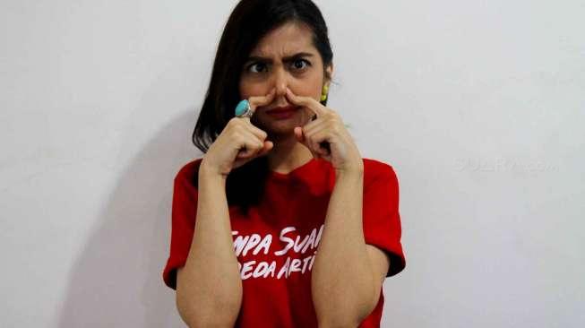 Suami Bangkrut Jadi Alasan Tiwi eks T2 Gugat Cerai? Suami Bangkrut Jadi Alasan Tiwi eks T2 Gugat Cerai?