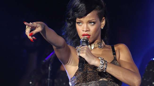 Rihanna-Chris Brown CLBK?