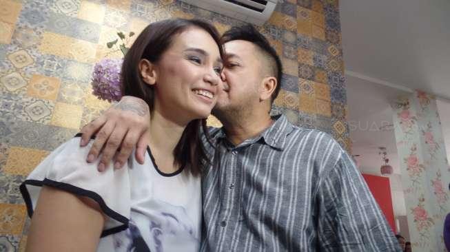 Petra Akui Ibunya Nyaris Tewas, Franky Beri Klarifikasi Petra Akui Ibunya Nyaris Tewas, Franky Beri Klarifikasi
