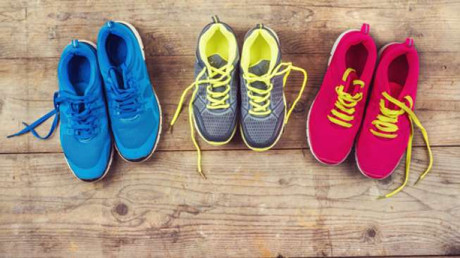 Miris, Ratusan Sepatu Ini Jadi Simbol Jumlah Kasus Bunuh Diri Anak Miris, Ratusan Sepatu Ini Jadi Simbol Jumlah Kasus Bunuh Diri Anak