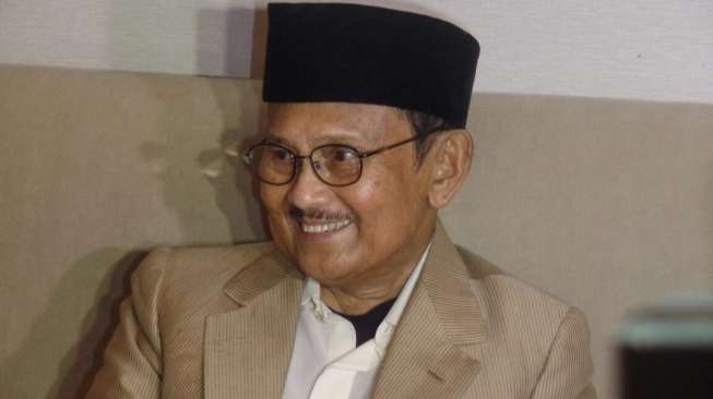 BJ Habibie Dirawat di Ruang CICU RSPAD Gatot Soebroto