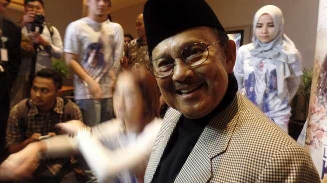 Dikabarkan Meninggal, Sespri Ungkap Kondisi Terkini BJ Habibie