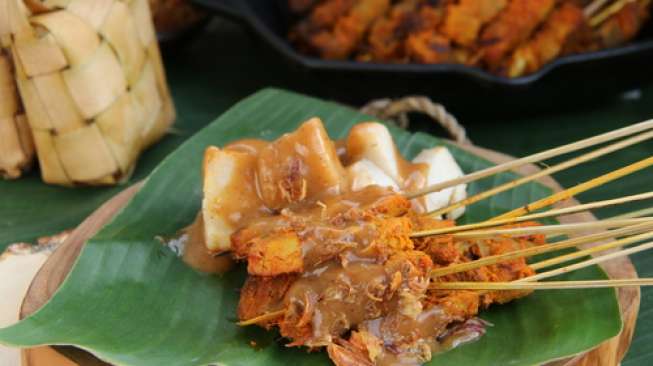 Sate Padang Goyang Lidah Masyarakat Ceko