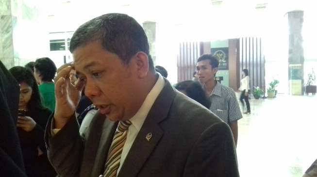 Twit Soal "Babu" Dijawab Menaker, Fahri Dicecar Netizen Twit Soal "Babu" Dijawab Menaker, Fahri Dicecar Netizen