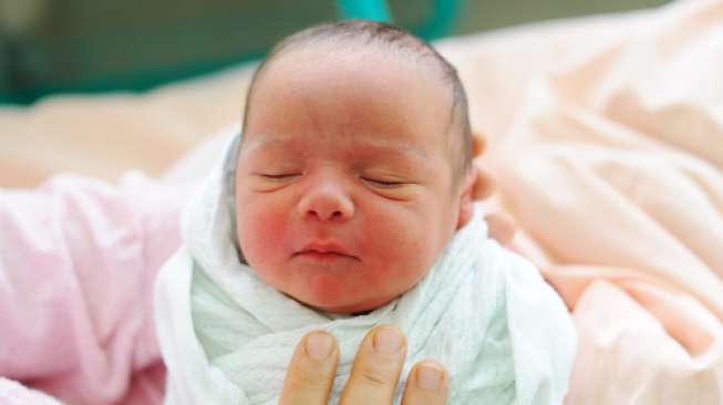 Lucu Banget, Bayi Baru Lahir Bisa Tirukan Pose Superman Lucu Banget, Bayi Baru Lahir Bisa Tirukan Pose Superman