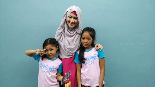 Okie Agustina Izinkan Kiesha Suka Perempuan, Asal... Okie Agustina Izinkan Kiesha Suka Perempuan, Asal...