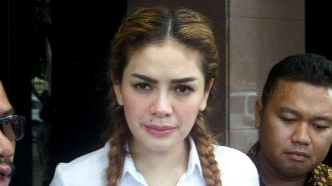 Interview: Nikita Mirzani Rutin Periksa Kesehatan Alat Vital Interview: Nikita Mirzani Rutin Periksa Kesehatan Alat Vital