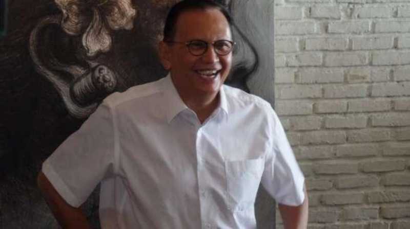 Rumah Roy Marten Kebanjiran Rumah Roy Marten Kebanjiran