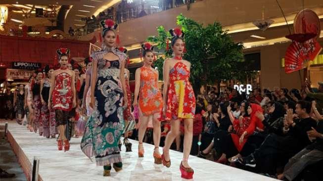 Keindahan Jarit Gendong, Batik Peranakan Cina Jawa Keindahan Jarit Gendong, Batik Peranakan Cina Jawa