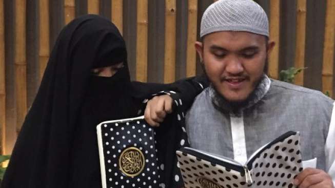 Giliran Mantan Artis Ini yang Sentil Caisar Giliran Mantan Artis Ini yang Sentil Caisar