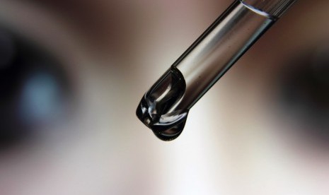Ternyata Obat Tetes Mata Bisa Menjadi Racun Pembunuh Ternyata Obat Tetes Mata Bisa Menjadi Racun Pembunuh