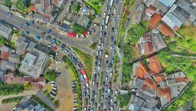 Puncak Masih Jadi Primadona, Ini Foto Kemacetan via Drone