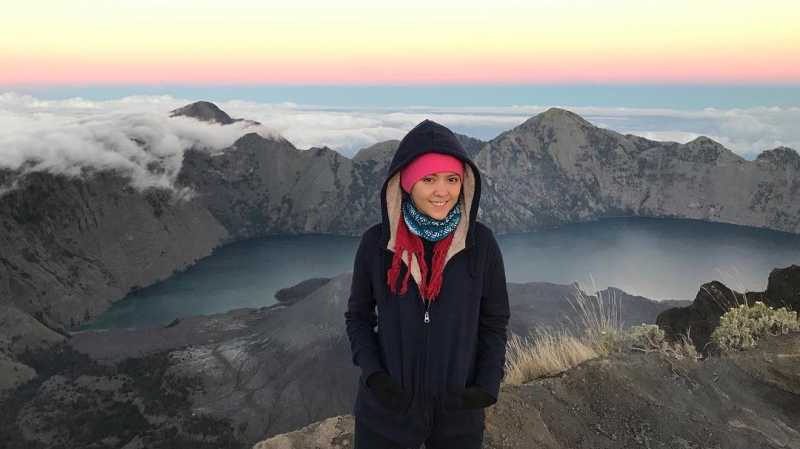 Cerita Pengalaman Pertama Lala Karmela Mendaki Gunung Rinjani