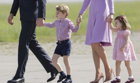 Mengapa Pangeran George Selalu Mengenakan Celana Pendek? Mengapa Pangeran George Selalu Mengenakan Celana Pendek?