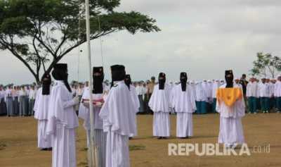 Di Balik Viralnya Paskibra Bercadar