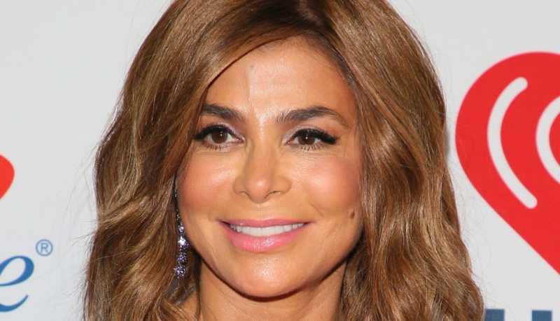 Pertama Kali Manggung Setelah Vakum 25 Tahun, Paula Abdul Jatuh dari Panggung Pertama Kali Manggung Setelah Vakum 25 Tahun, Paula Abdul Jatuh dari Panggung